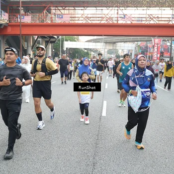 Runner Photo 4595957
