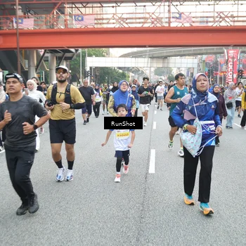 Runner Photo 4595959