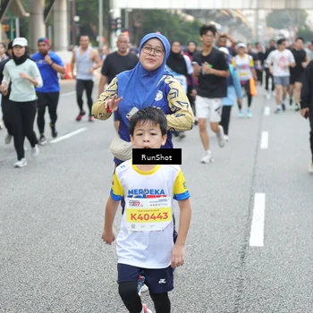 Runner Photo 4595995