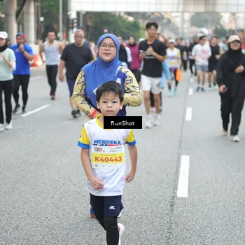 Runner Photo 4596022