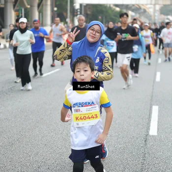 Runner Photo 4596040