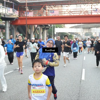 Runner Photo 4596077