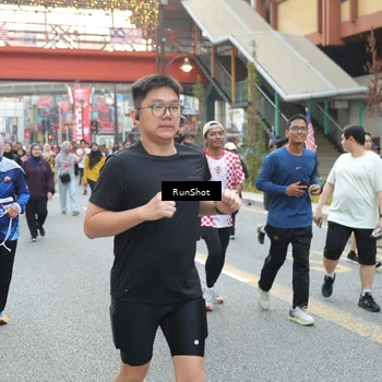 Runner Photo 4596092