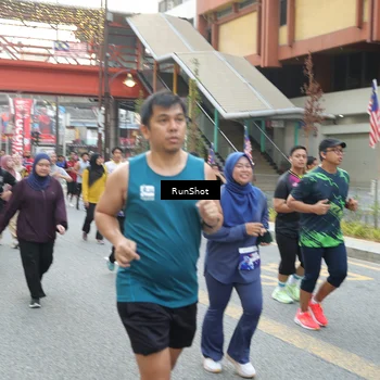 Runner Photo 4596118
