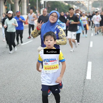 Runner Photo 4596139