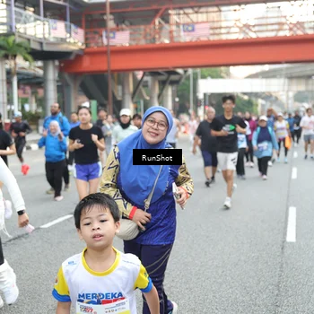 Runner Photo 4596193