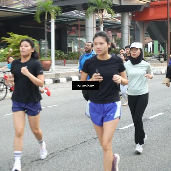 Runner Photo 4596196