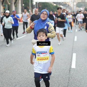 Runner Photo 4596250