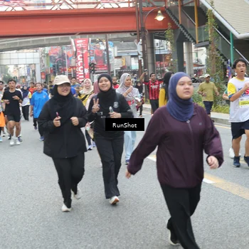 Runner Photo 4596273