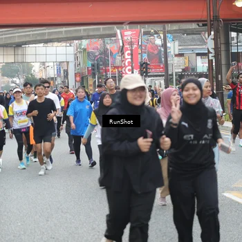 Runner Photo 4596350