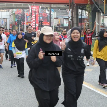 Runner Photo 4596351