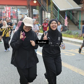 Runner Photo 4596422