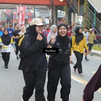 Runner Photo 4596426