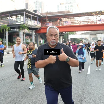 Runner Photo 4596511