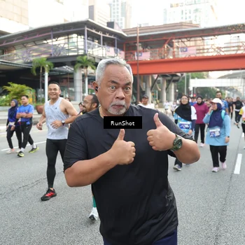 Runner Photo 4596536