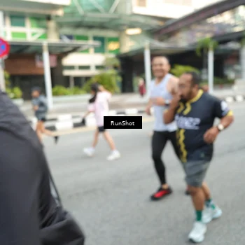 Runner Photo 4596616