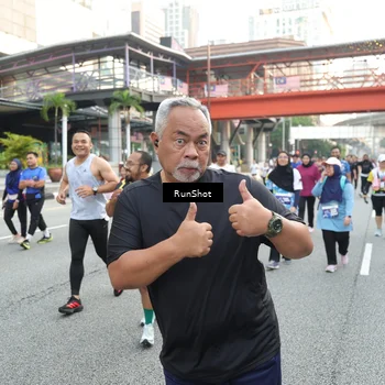 Runner Photo 4596783