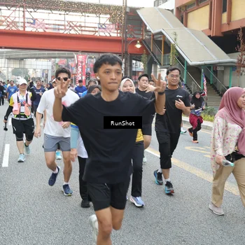 Runner Photo 4596831