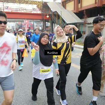 Runner Photo 4596847