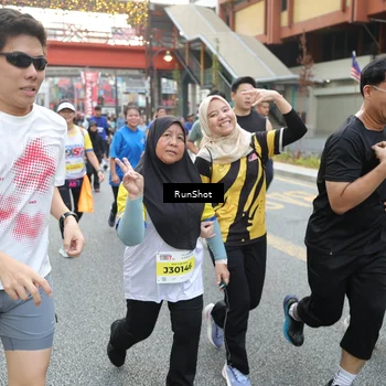 Runner Photo 4596851