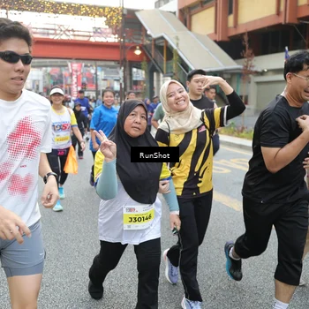 Runner Photo 4596863