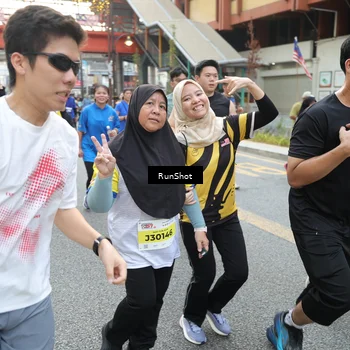 Runner Photo 4596871