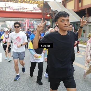 Runner Photo 4596908