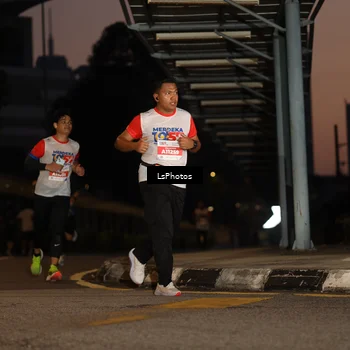 Runner Photo 4596918