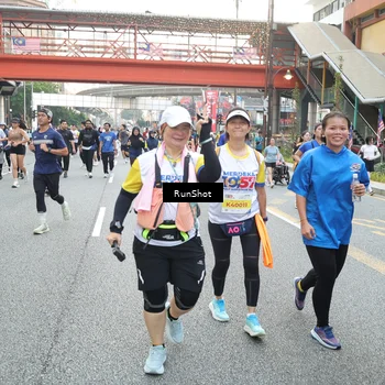 Runner Photo 4596974