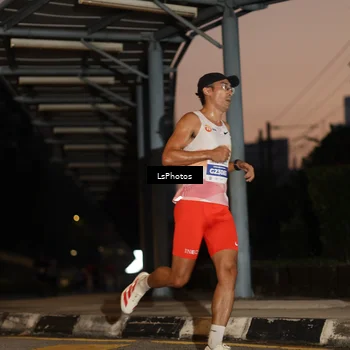 Runner Photo 4597099