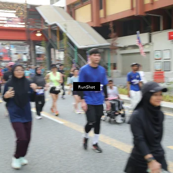 Runner Photo 4597373