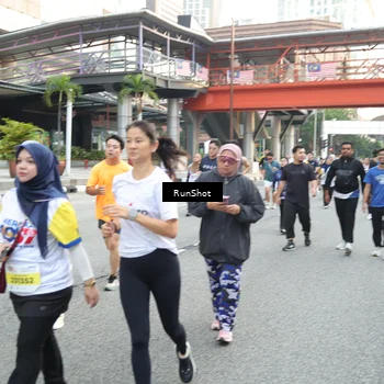 Runner Photo 4597466