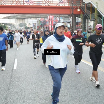 Runner Photo 4597645