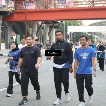 Runner Photo 4597650