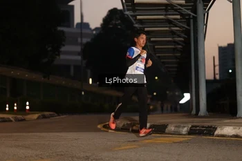Runner Photo 4597743