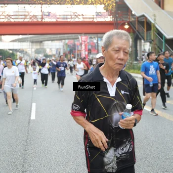 Runner Photo 4597944