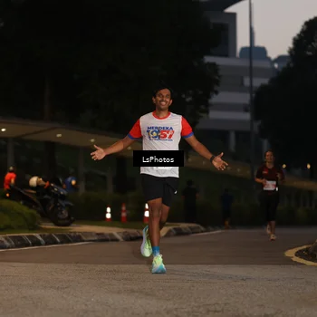 Runner Photo 4597999