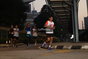 Runner Photo 4598053