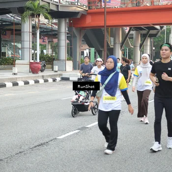 Runner Photo 4598057