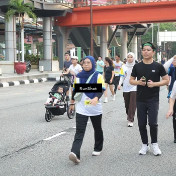 Runner Photo 4598071