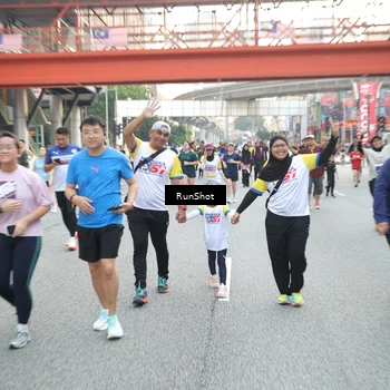 Runner Photo 4598735