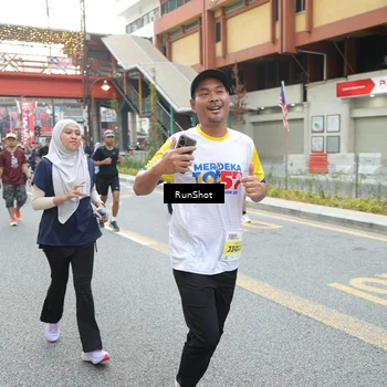 Runner Photo 4598976