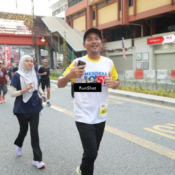 Runner Photo 4599004