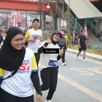Runner Photo 4599037