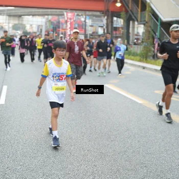 Runner Photo 4599067