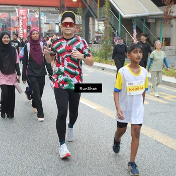 Runner Photo 4599853