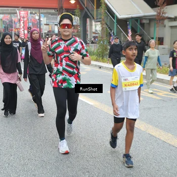 Runner Photo 4599856