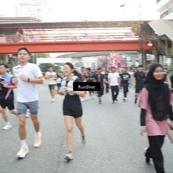 Runner Photo 4600017