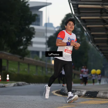 Runner Photo 4600038