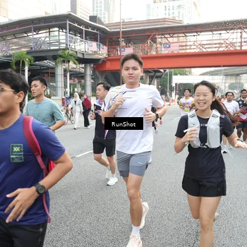 Runner Photo 4600044